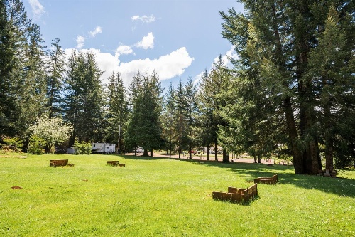 Redwood Meadows RV Resort image 2